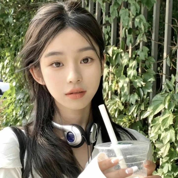 东云色的周末